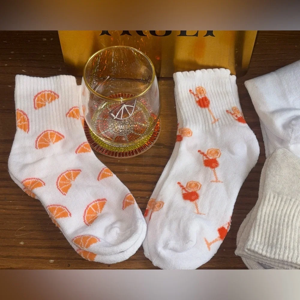 Oranges & Cocktails Tumbler & Socks Set
